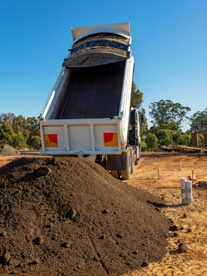 4 Essential Aspects of Dirt Delivery